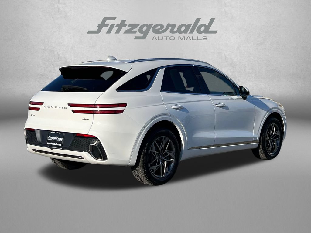 Used 2023 Genesis GV70 2.5T w/ Select Package AWD/4WD image 8
