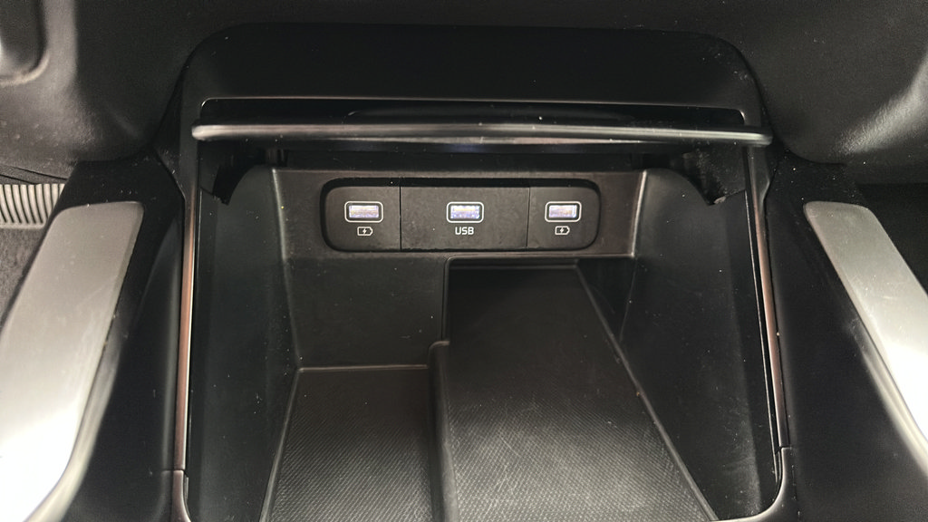 Used 2022 Kia Sorento LX AWD/4WD image 21