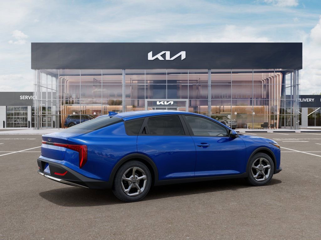 New 2026 Kia K4 LXS image 28