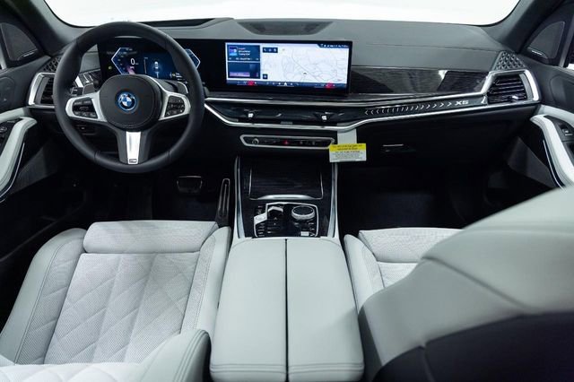 New 2026 BMW X5 xDrive50e w/ M Sport Package image 23