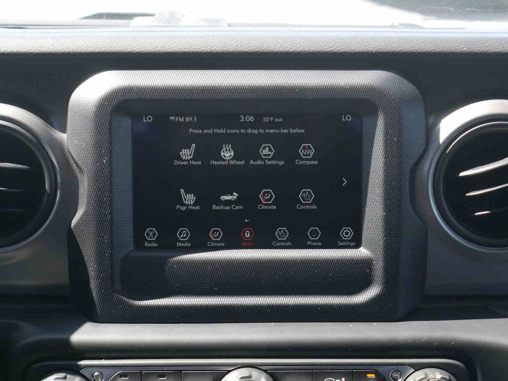 Certified 2023 Jeep Gladiator Willys image 7