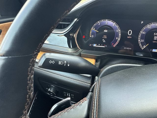 Used 2024 Jeep Grand Cherokee Summit AWD/4WD image 37