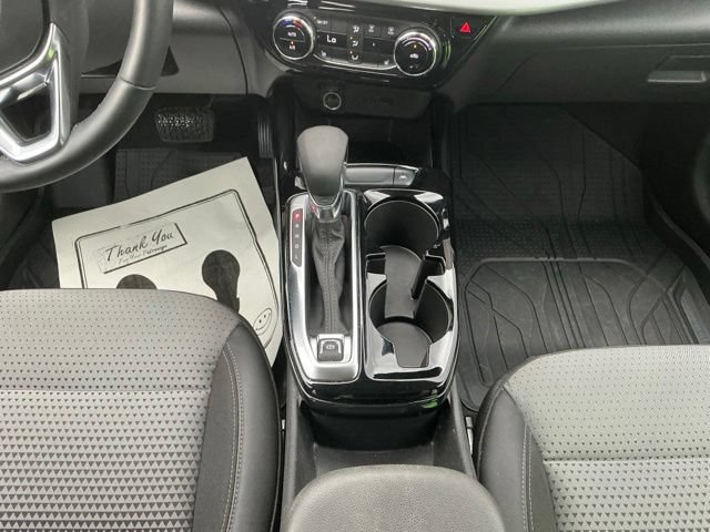 Used 2025 Chevrolet Trax LT w/ Driver Confidence Package FWD image 27