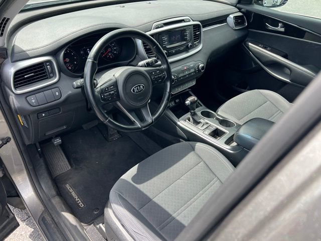 Used 2016 Kia Sorento FWD w/ LX Convenience Package image 13