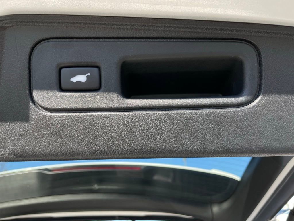 Certified 2025 Honda Passport EX-L image 42