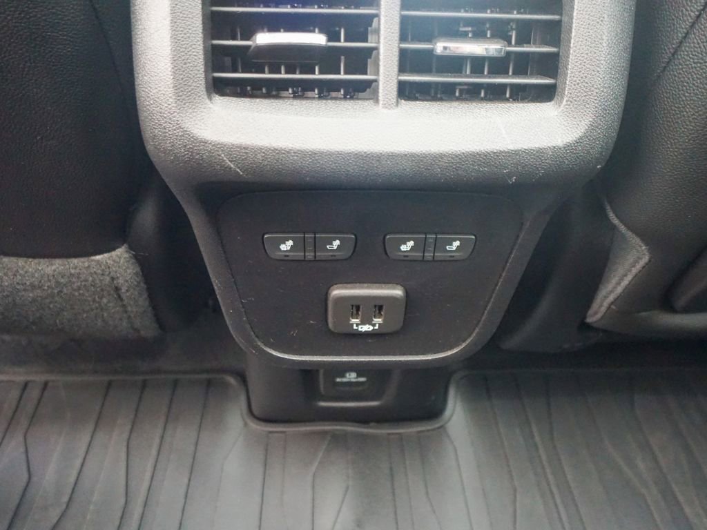 Used 2018 GMC Terrain Denali w/ Advanced Safety Package image 33