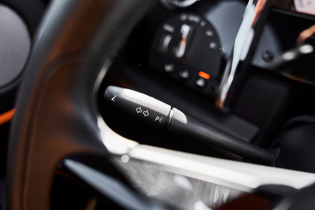 Used 2020 Rolls-Royce Wraith RWD image 49