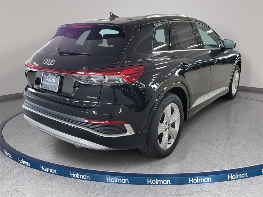New 2026 Audi Q4 e-tron Premium image 8
