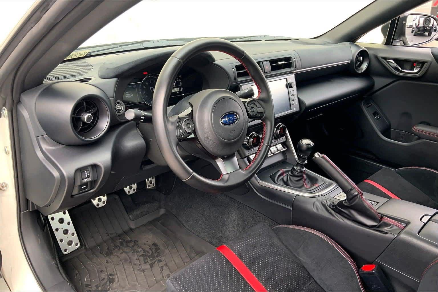 Used 2023 Subaru BRZ Limited RWD image 2