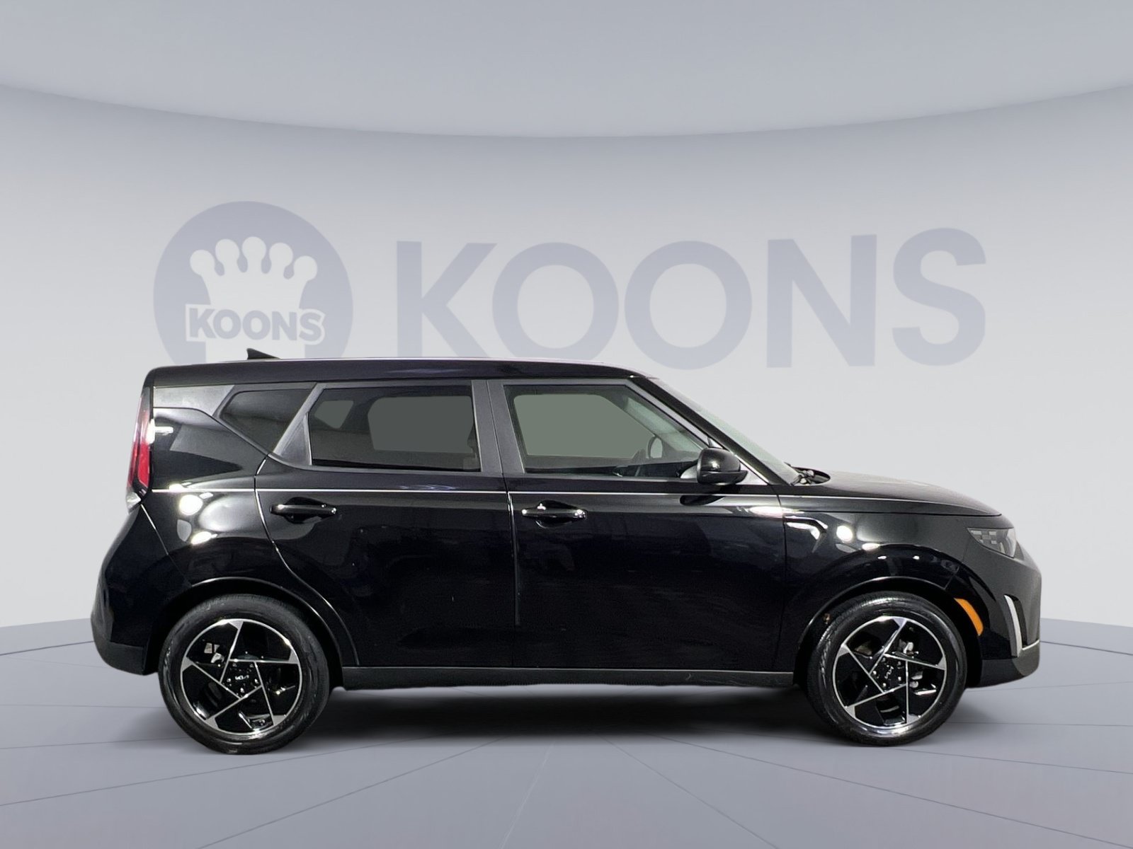 Used 2023 Kia Soul EX FWD image 12