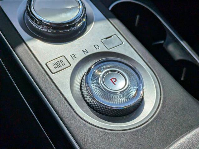 Used 2022 Genesis GV70 2.5T image 12