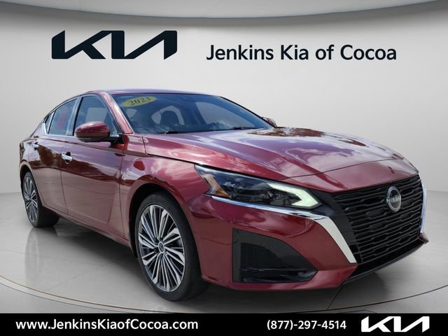 Used 2023 Nissan Altima 2.5 SL AWD/4WD image 1