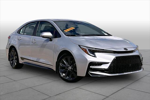Certified 2026 Toyota Corolla SE FWD image 3