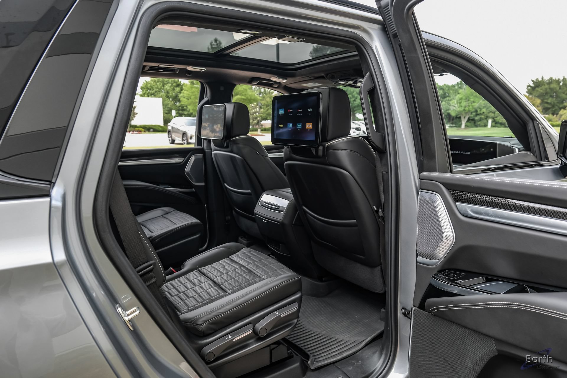 Used 2025 Cadillac Escalade V w/ LPO, Floor Liner Package AWD/4WD image 68