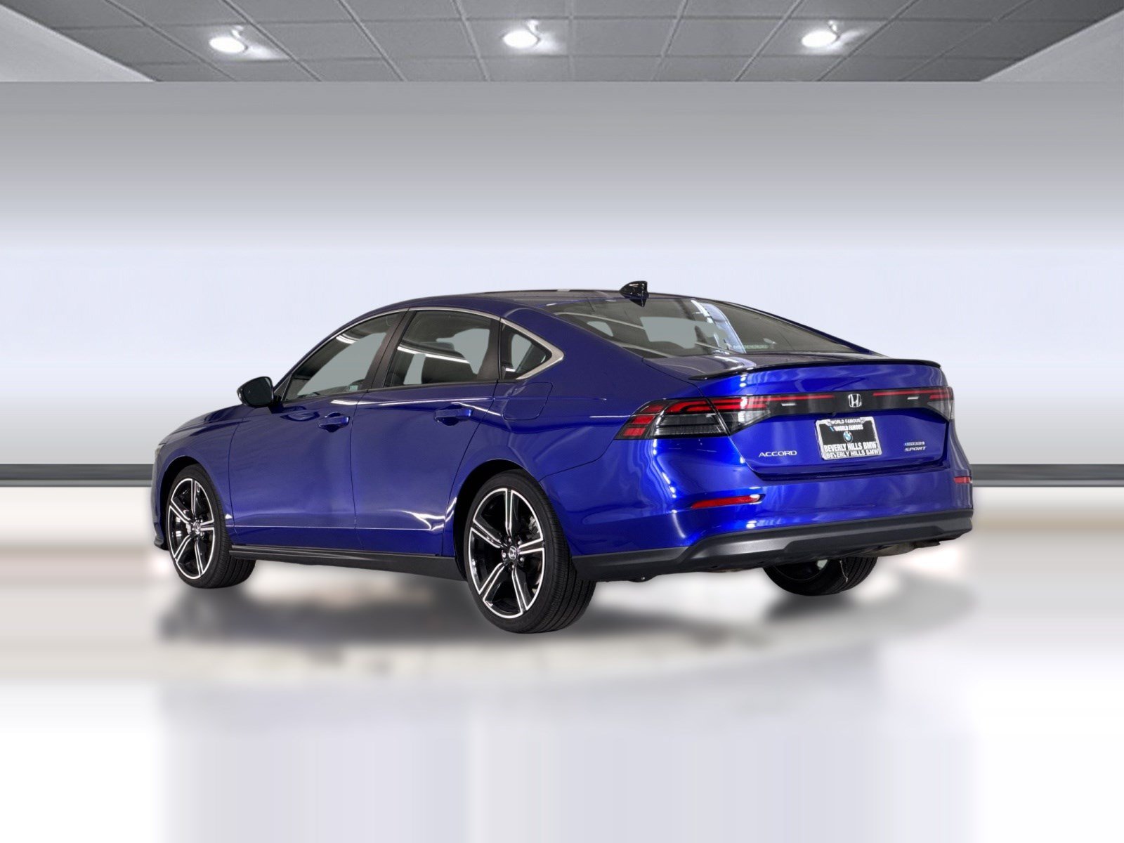 Used 2024 Honda Accord Sport image 3