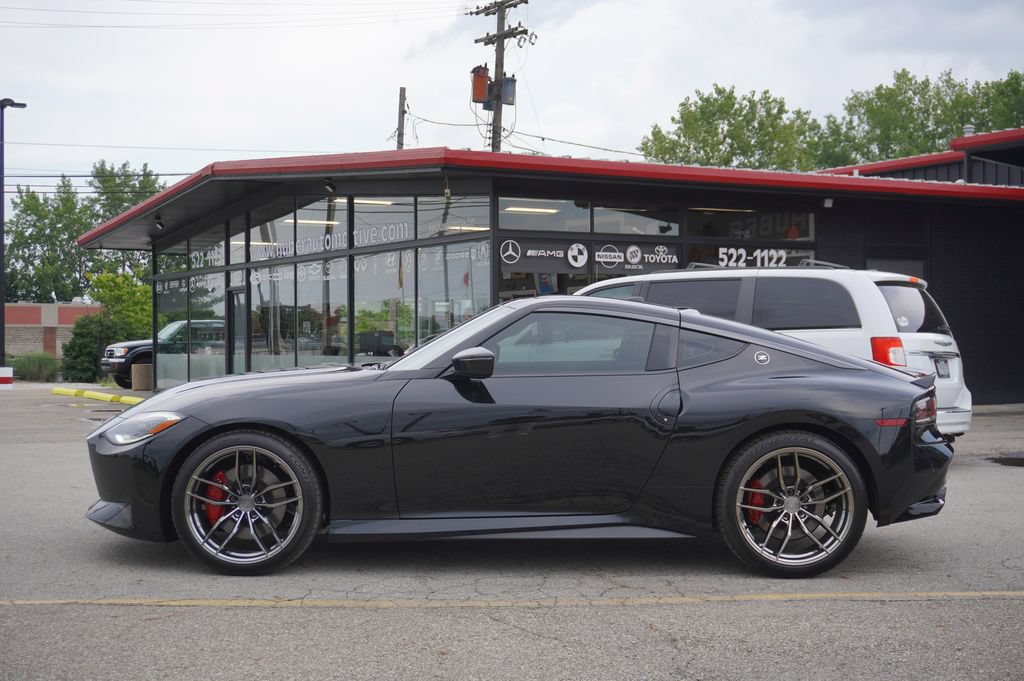 Used 2023 Nissan Z w/ Floor Mat Package (L93) RWD image 6