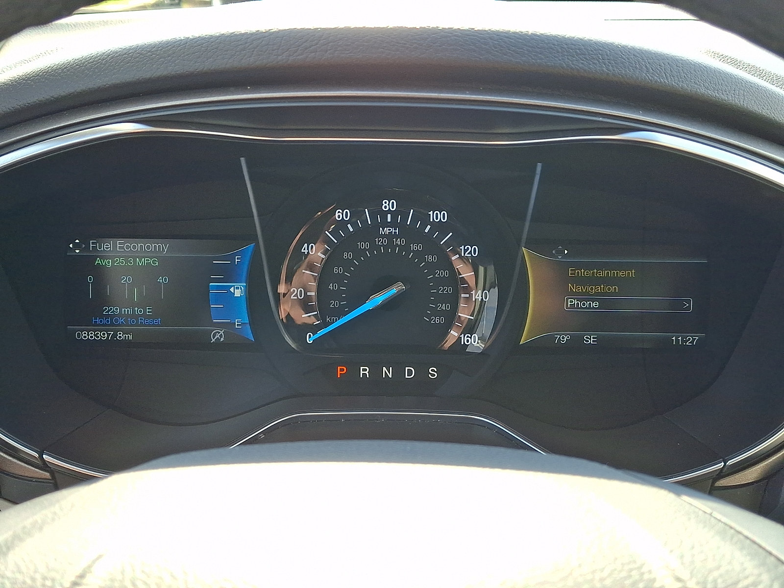 Certified 2018 Ford Fusion SE w/ Fusion SE Technology Package FWD image 26