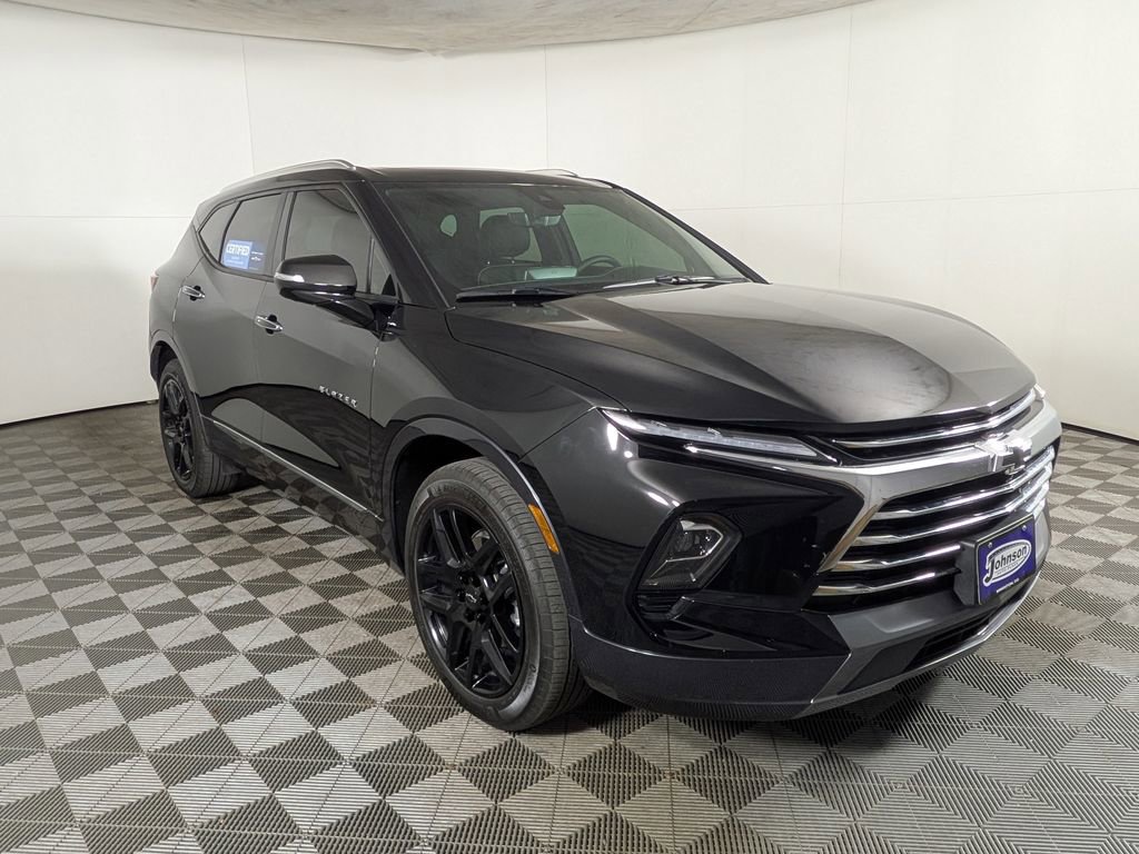 Certified 2025 Chevrolet Blazer Premier w/ Driver Confidence II Package image 6