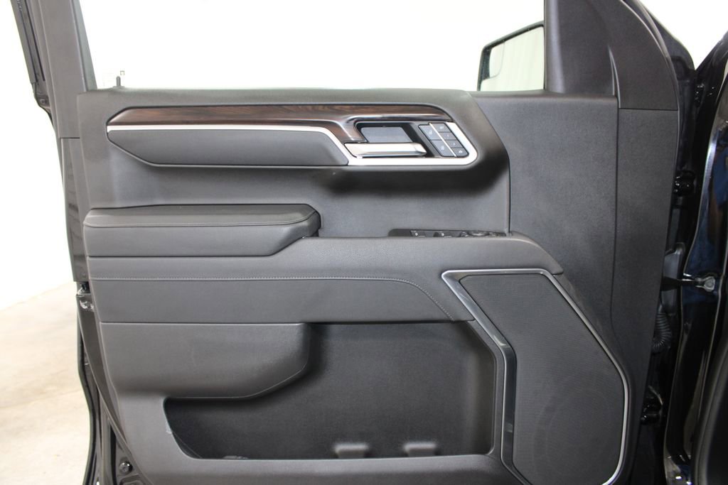 Used 2025 GMC Sierra 1500 SLT image 21