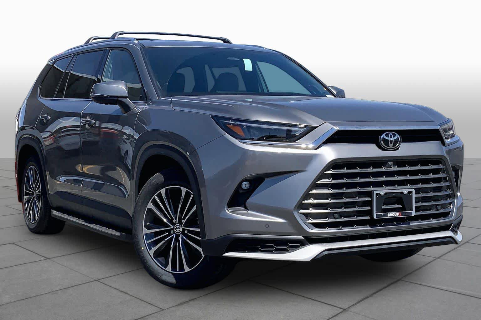 New 2026 Toyota Grand Highlander AWD Hybrid image 2