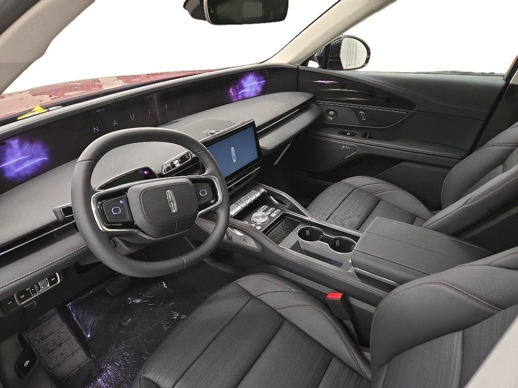 New 2026 Lincoln Nautilus Reserve w/ Jet Appearance Package AWD/4WD image 8