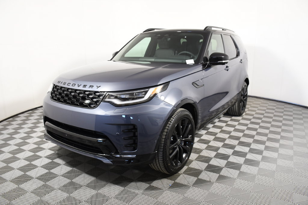 Certified 2026 Land Rover Discovery Dynamic SE