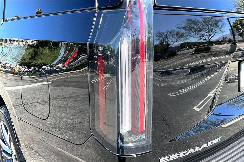 New 2026 Cadillac Escalade ESV Sport AWD/4WD image 15