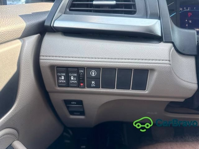Used 2021 Honda Odyssey EX image 17