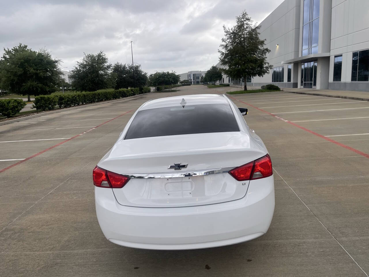 Used 2020 Chevrolet Impala LT FWD image 5
