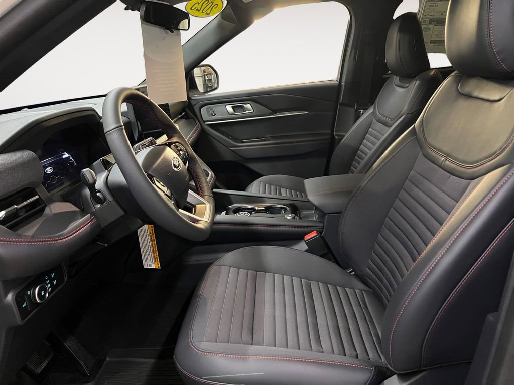 New 2025 Ford Explorer ST-Line image 12