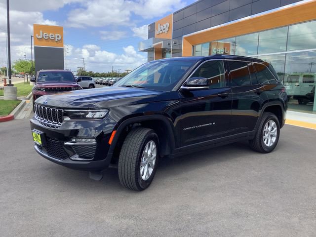 Used 2024 Jeep Grand Cherokee Limited RWD image 5