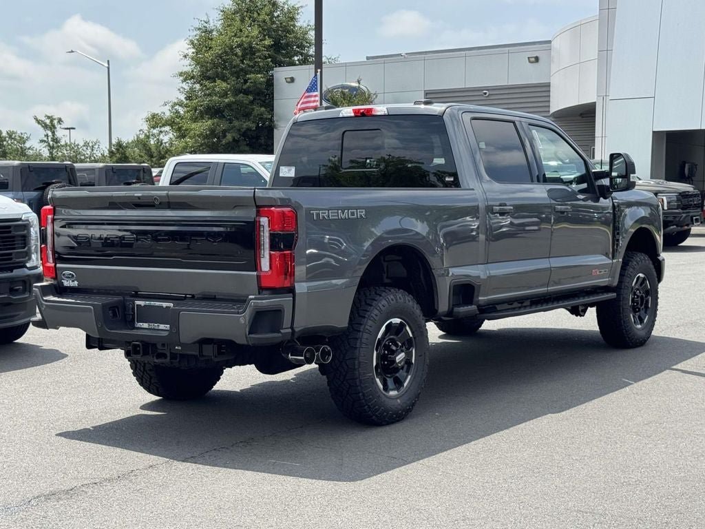 New 2026 Ford F350 Platinum w/ Tremor Off-Road Package AWD/4WD image 3