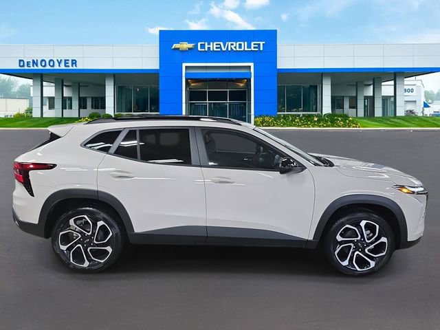 New 2026 Chevrolet Trax RS w/ Driver Confidence Package image 5