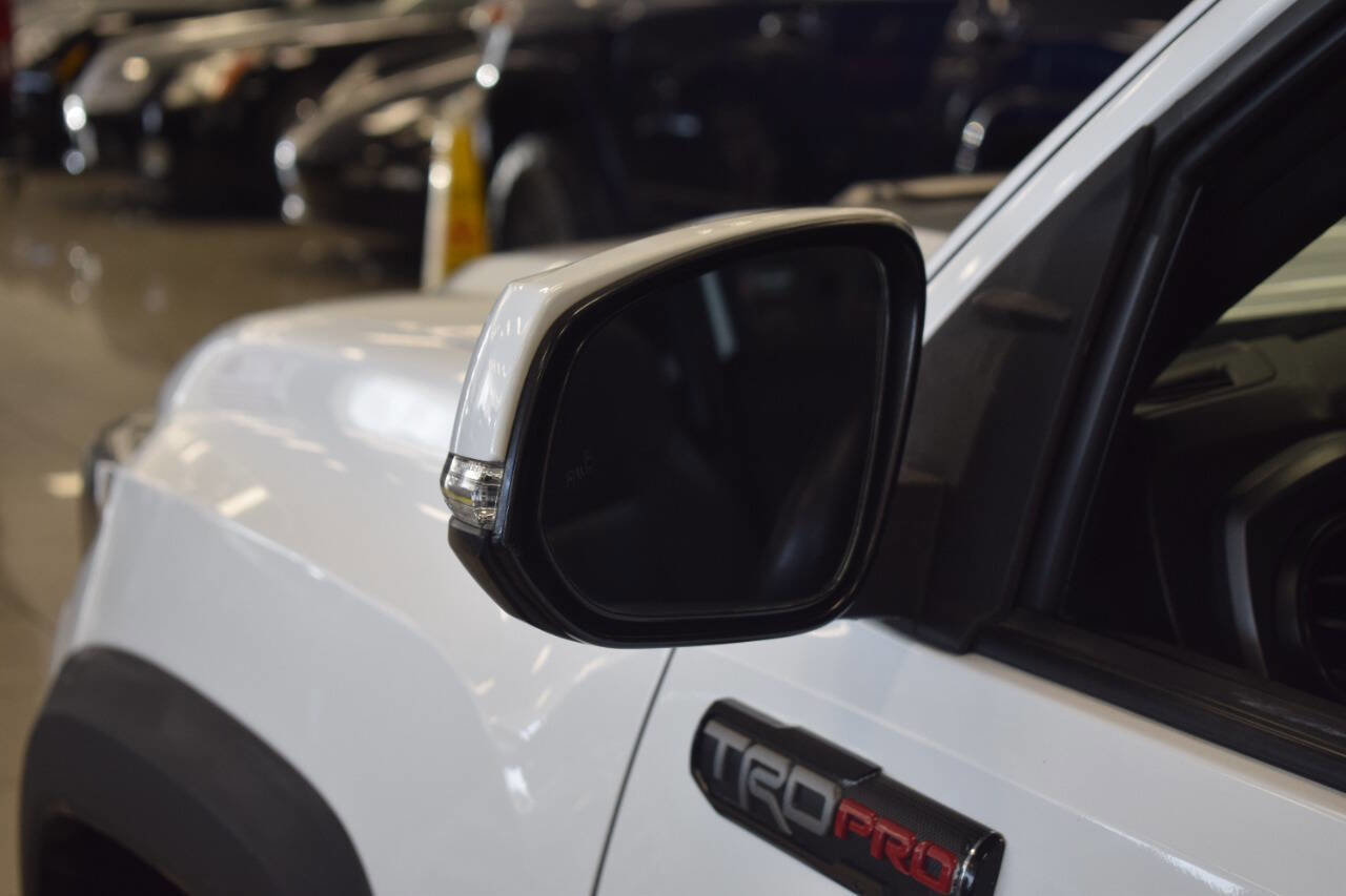 Used 2017 Toyota Tacoma TRD Pro AWD/4WD image 21