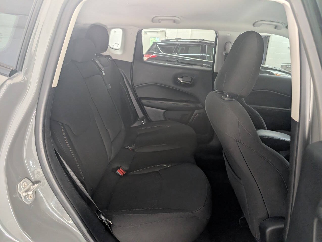 Used 2021 Jeep Compass Sport AWD/4WD image 17