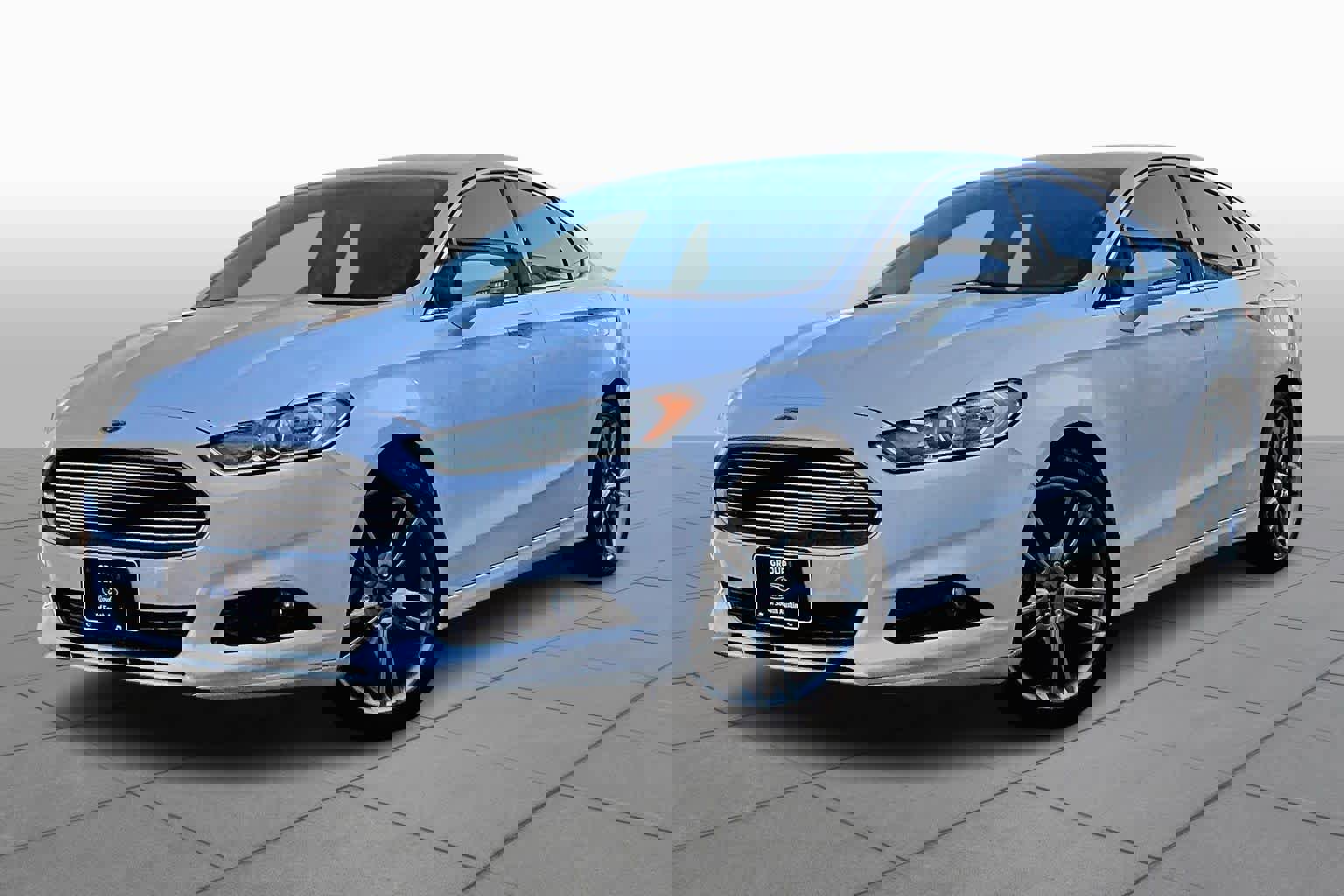 Used 2016 Ford Fusion Titanium image 34