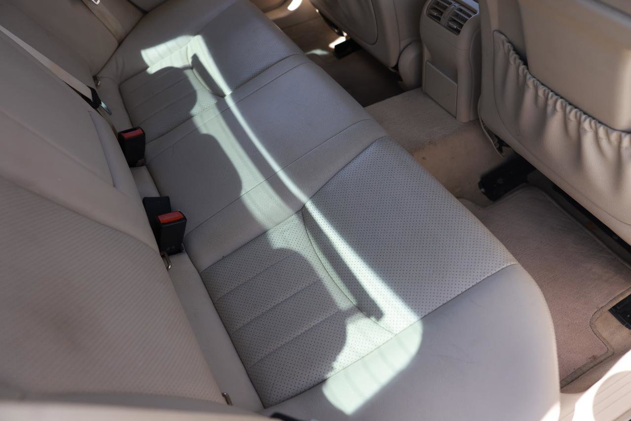 Used 2005 Mercedes-Benz C 320 C320 4DR SEDAN w/ Sunroof Pkg image 12