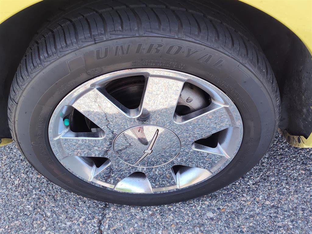 Used 2002 Ford Thunderbird Deluxe image 6