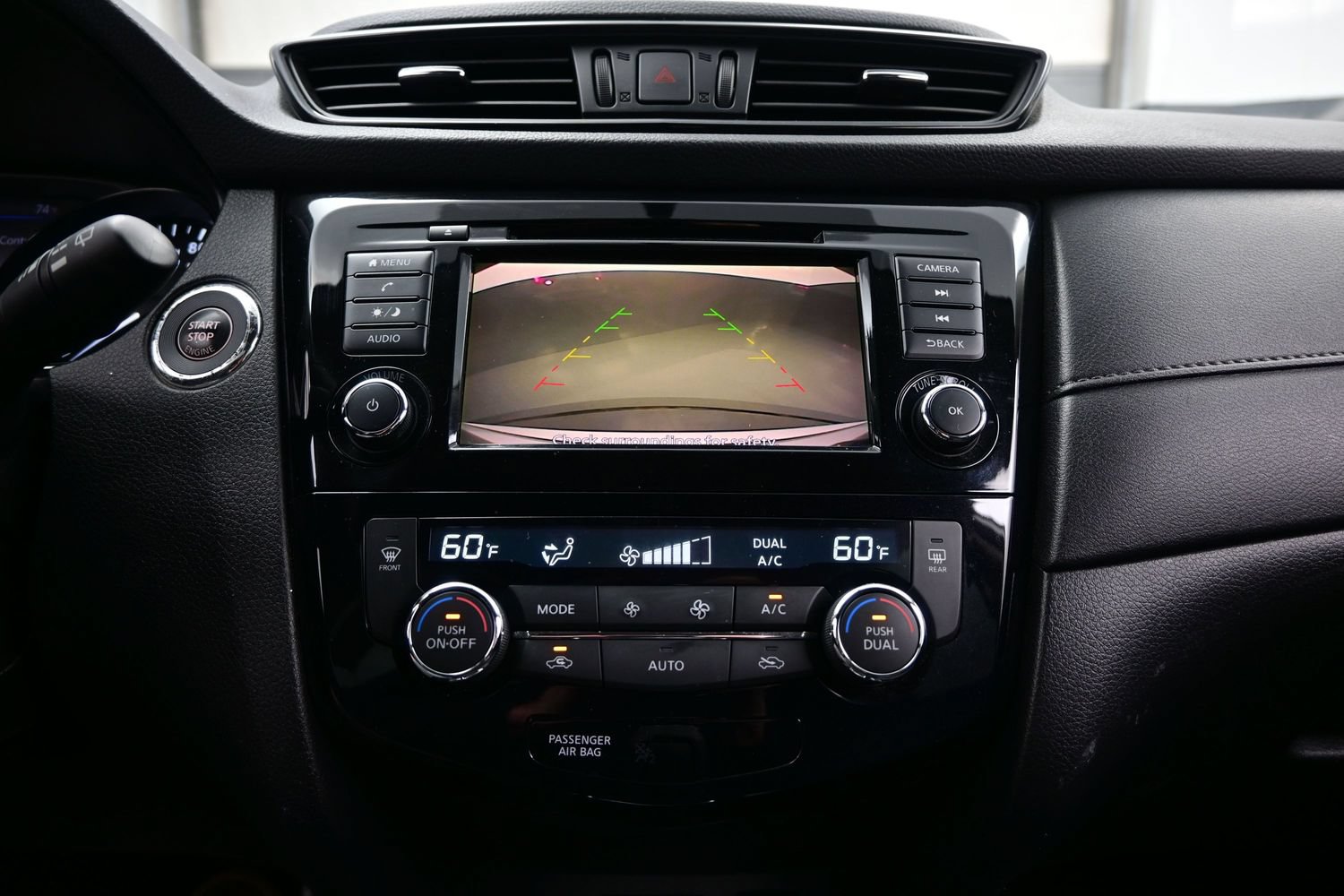 Used 2018 Nissan Rogue SV FWD image 18