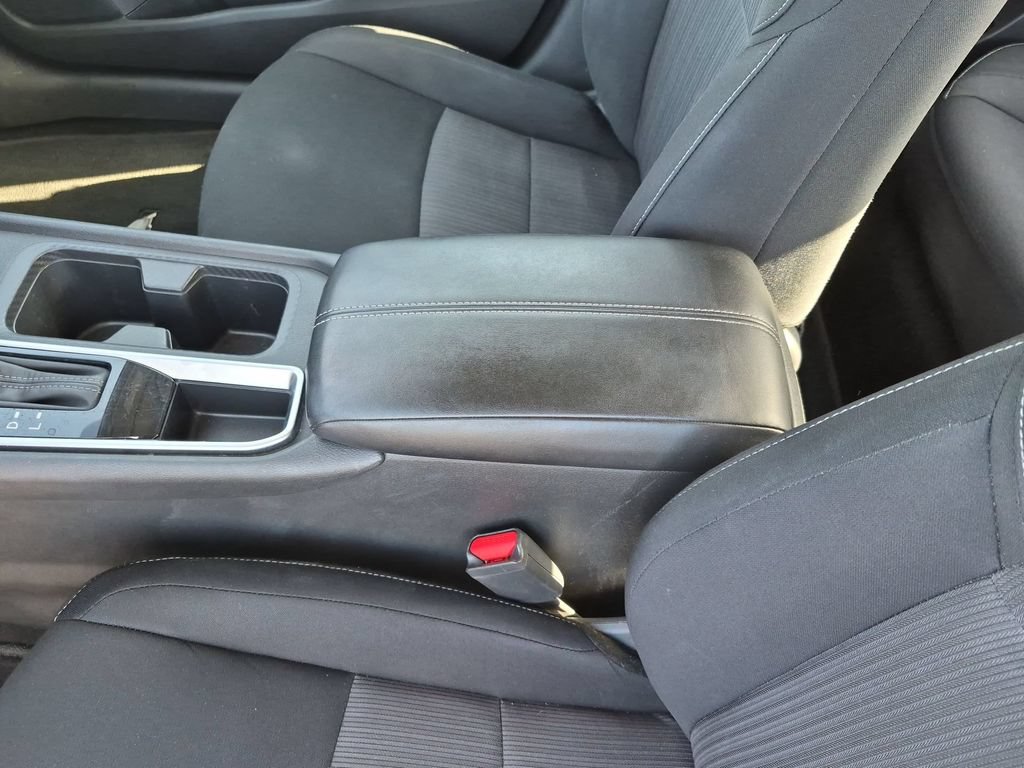 Used 2024 Nissan Sentra SV FWD image 20