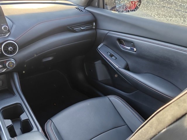 Used 2023 Nissan Sentra SR w/ SR Premium Package image 32