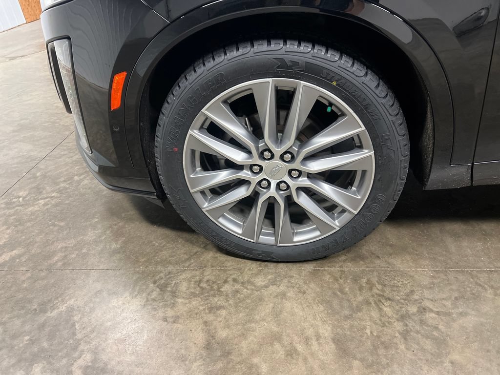 Used 2021 Cadillac XT6 Sport w/ Platinum Package AWD/4WD image 26