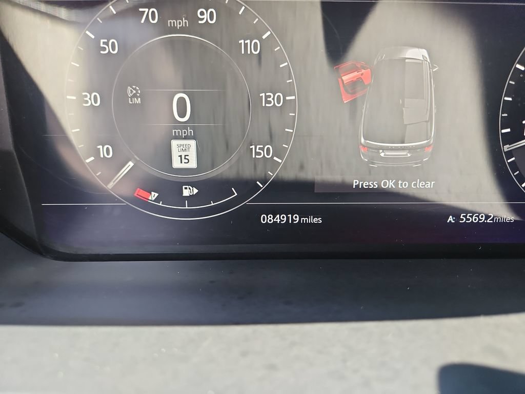 Used 2018 Land Rover Range Rover Sport HSE AWD/4WD image 16