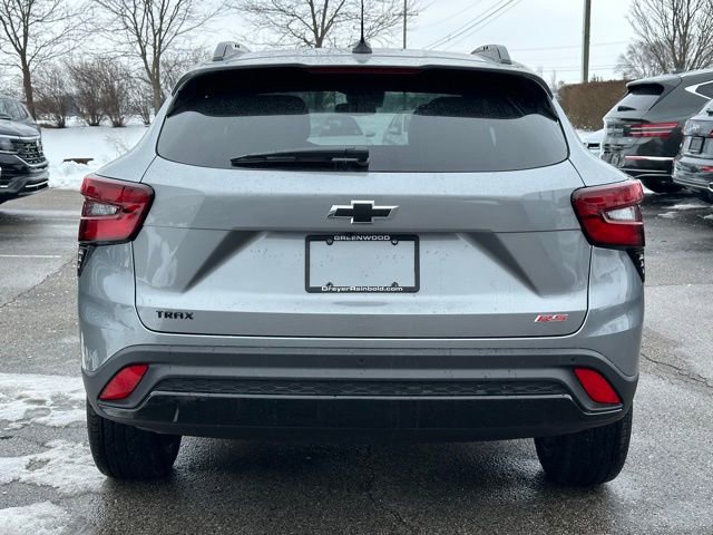 Used 2025 Chevrolet Trax RS w/ Driver Confidence Package image 12