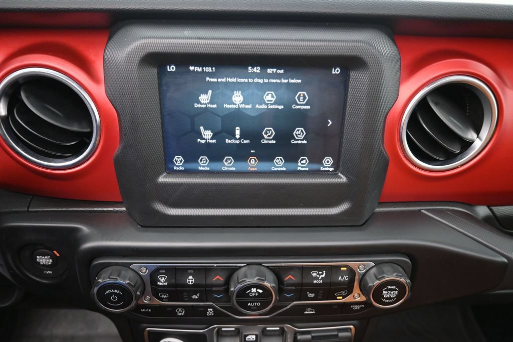 Used 2021 Jeep Wrangler Unlimited Rubicon w/ Cold Weather Group AWD/4WD image 21