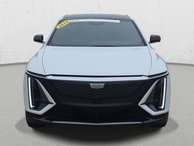 Certified 2024 Cadillac Lyriq Luxury w/ LPO, Floor Liner Package AWD/4WD image 2