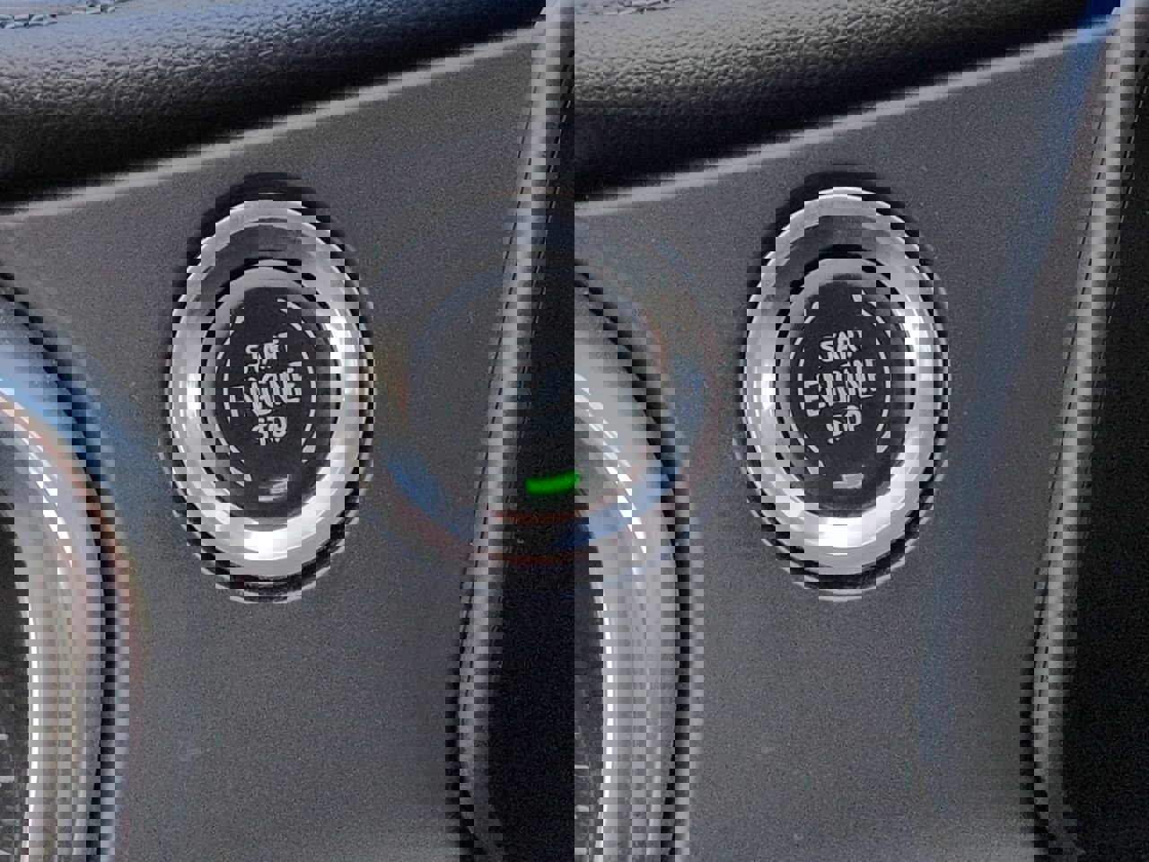 Used 2020 Chevrolet Blazer LT FWD image 26