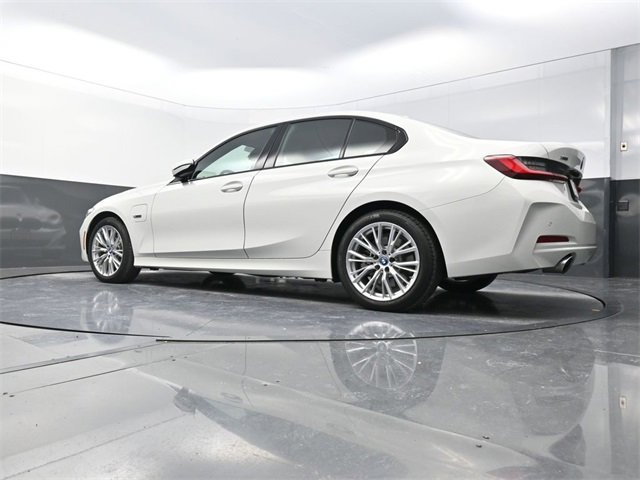 Used 2023 BMW 330e xDrive 330e xDrive w/ Premium Package image 31