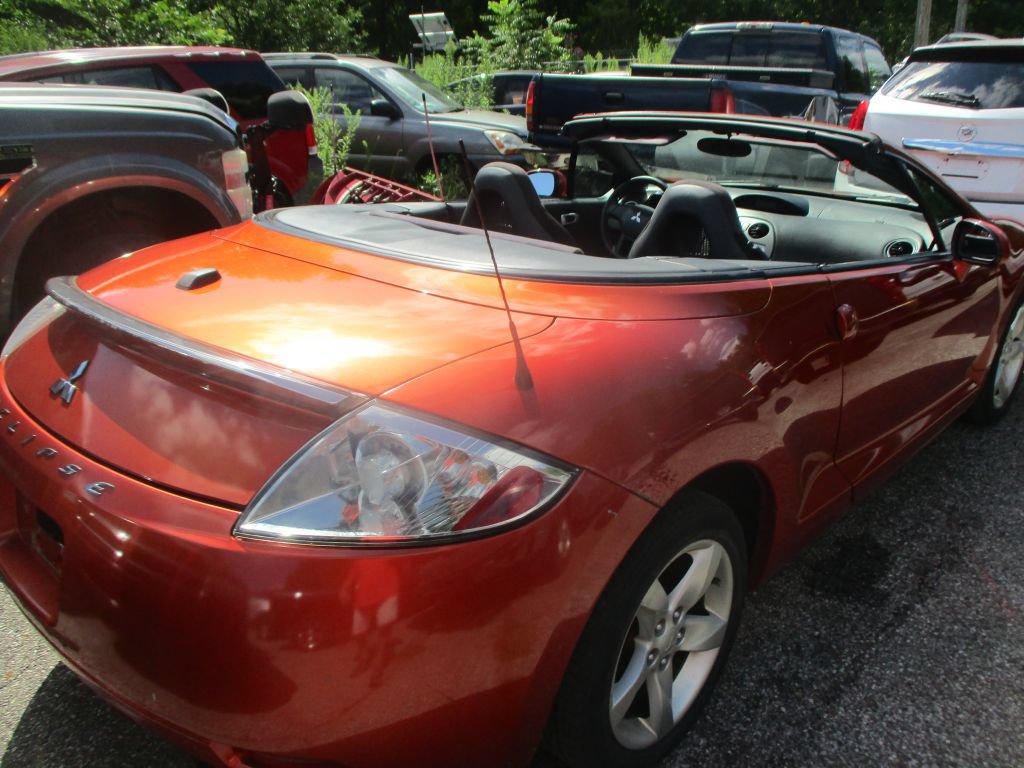 Used 2008 Mitsubishi Eclipse GS FWD image 4
