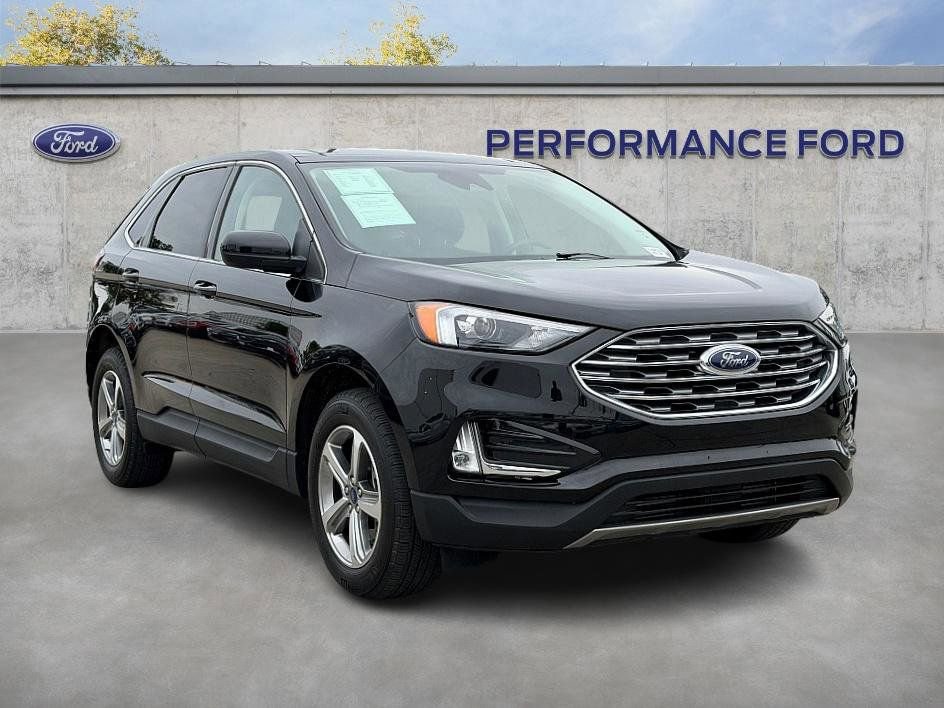 Certified 2022 Ford Edge SEL w/ Convenience Package AWD/4WD image 4